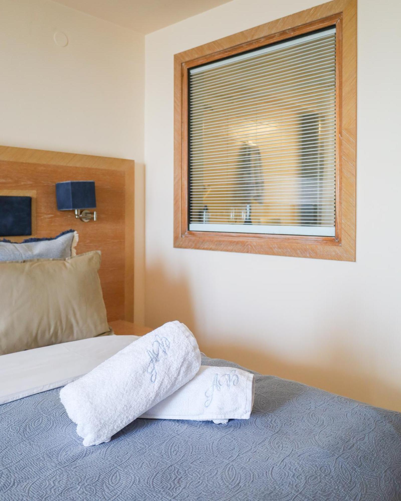 Aegean Blue Beach Hotel Nea Kallikrateia Rom bilde